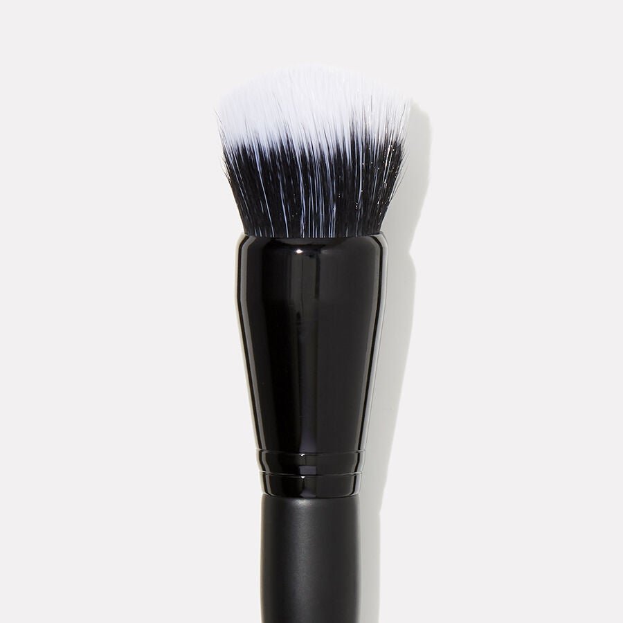domed-stipple-brush-q8 84050_SelfieReadyStippleBrush_2.jpg