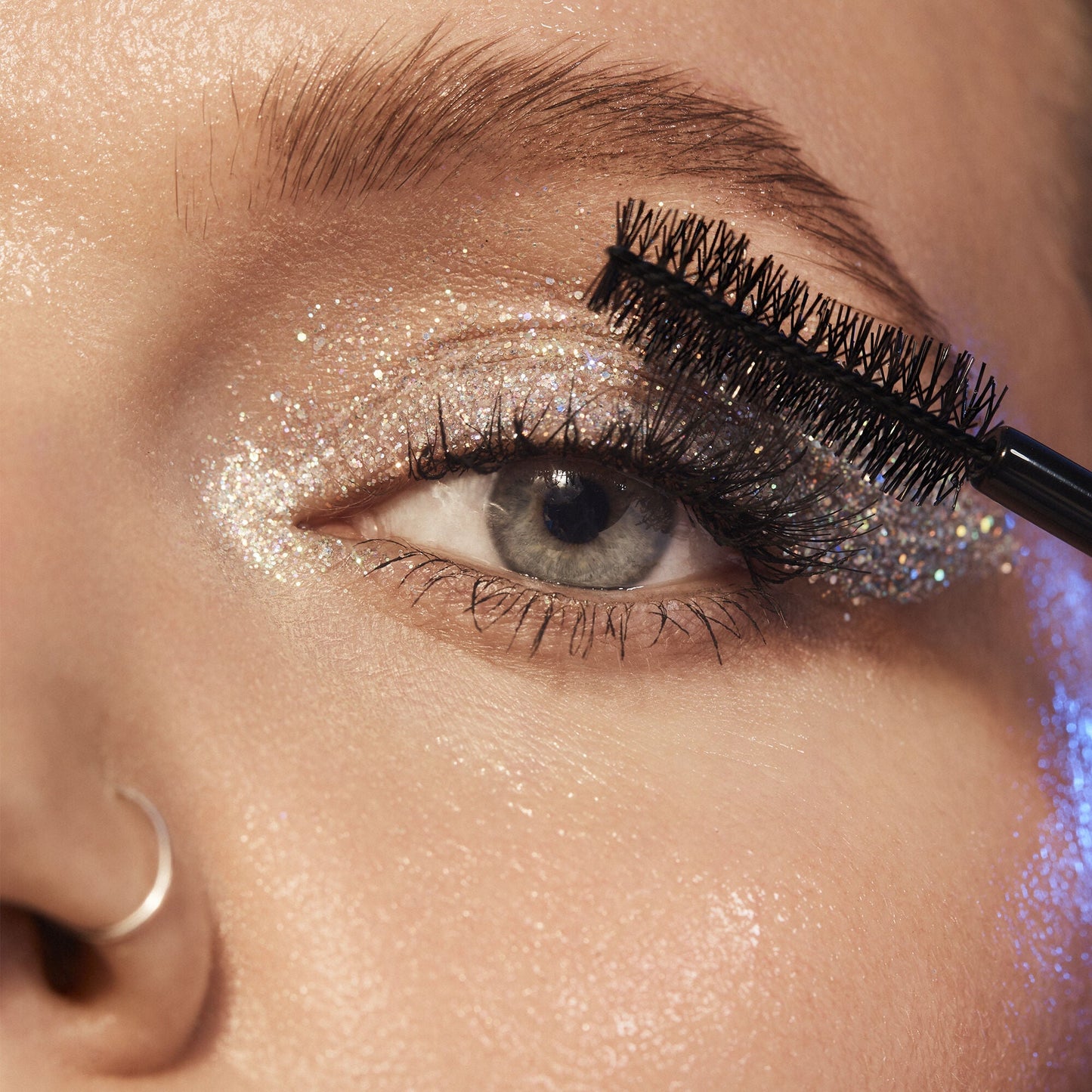 big-mood-waterproof-mascara-v5 013121_ToveLo_Mascara_0385_IGF_1_55f9a52b-3628-4190-803b-2260ed81d014.jpg