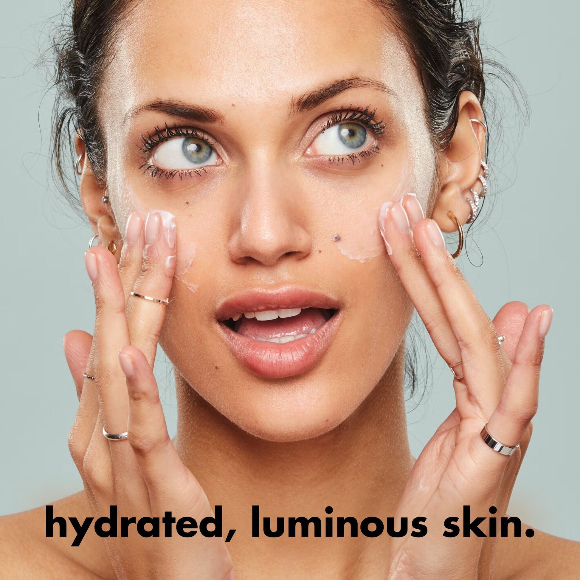 holy-hydration-face-cream-fragrance-free-d6 0226_EDU_HHFaceCreamFragranceFree_Benefit.jpg