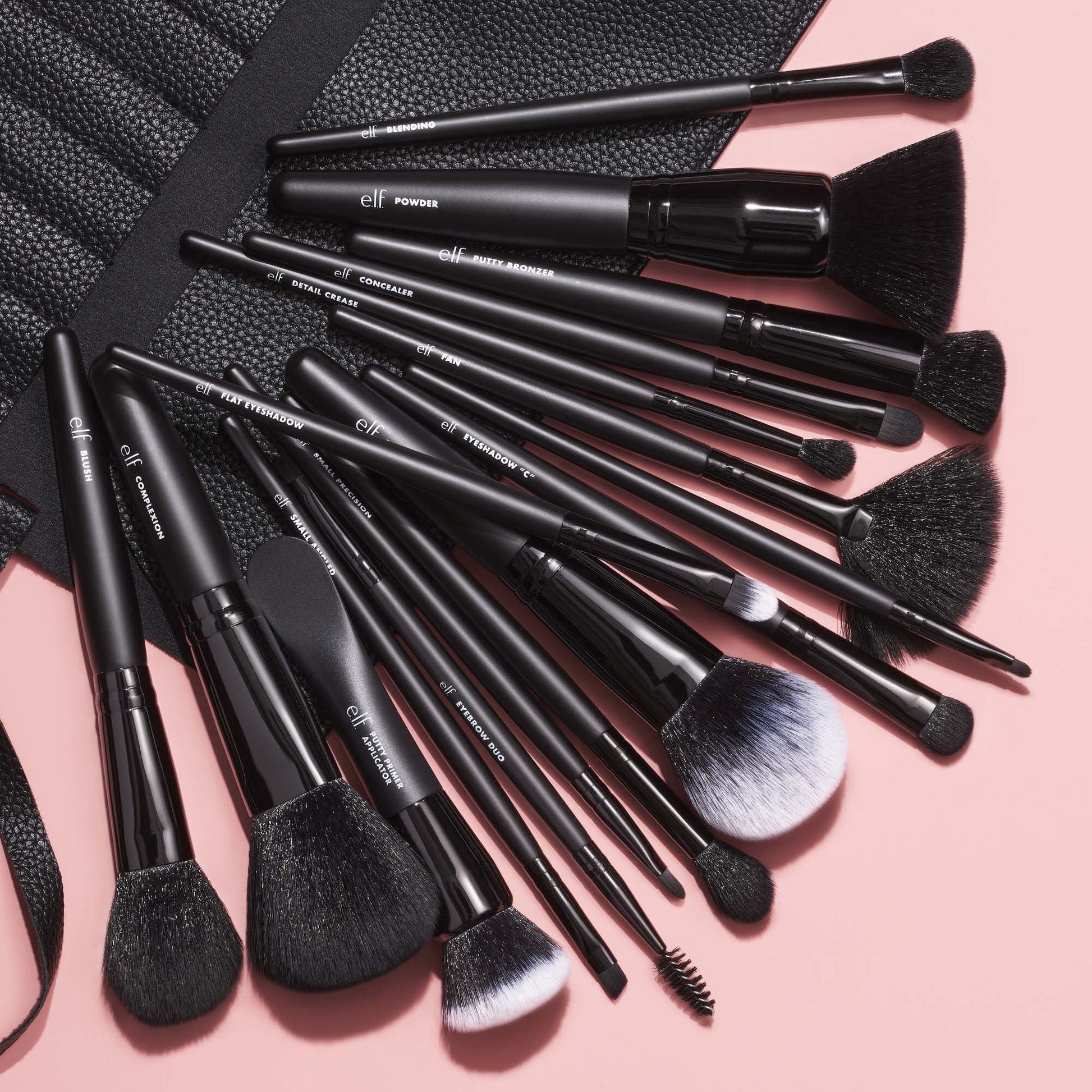 17-piece-ultimate-makeup-brush-set-and-travel-roll-w4 042423_UltBrushSet_V1_Main-2_IGF.jpg