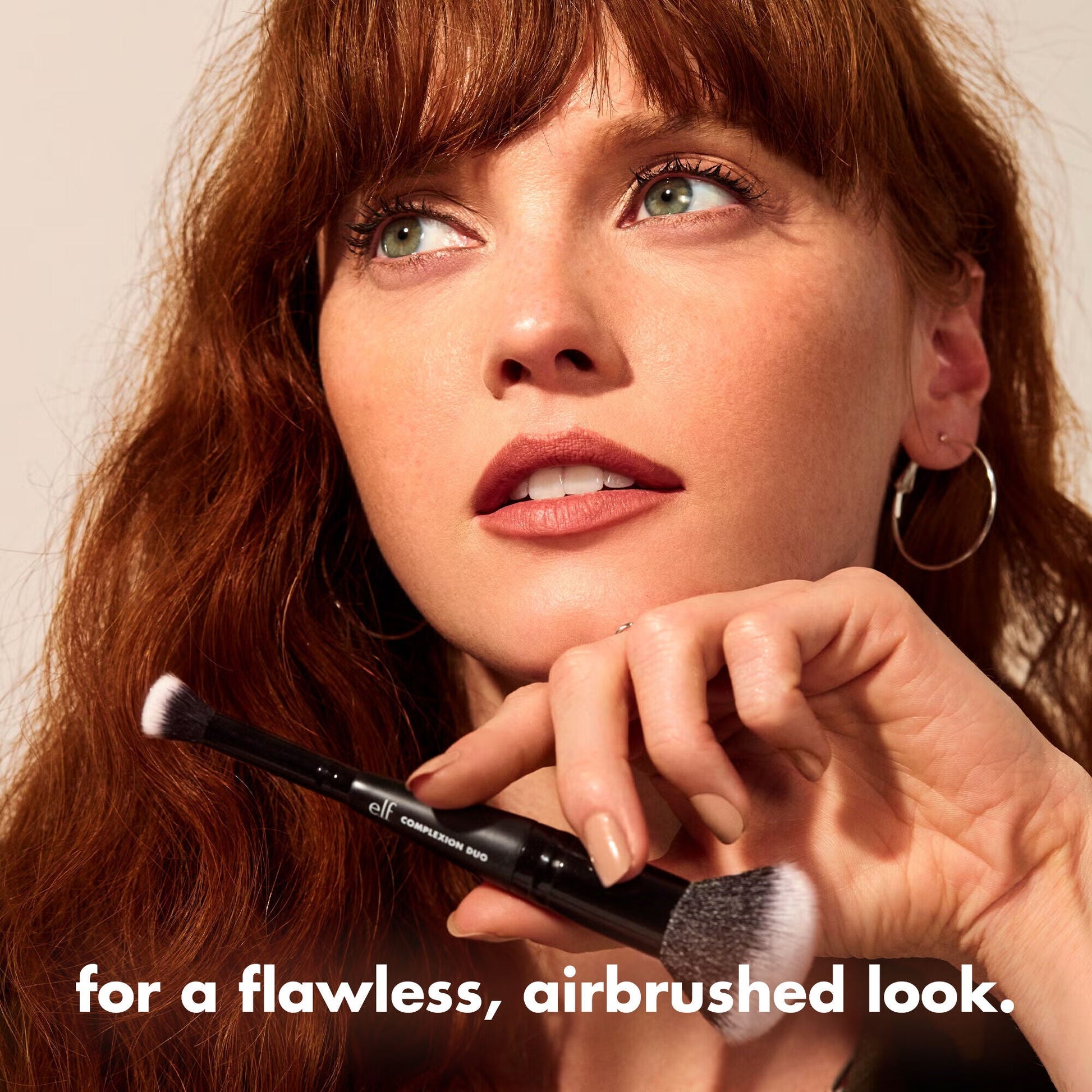 concealer-and-foundation-complexion-duo-brush-d9 0426_EDU_ComplexionDuoBrush_Benefit.jpg