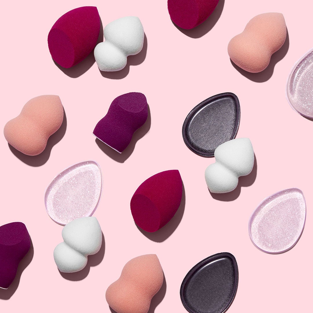 blending-and-highlighting-sponge-duo-z4 0619_SocialIGF_Sponges1_b1fd4502-7674-4b0c-86df-28fe31a55570.jpg