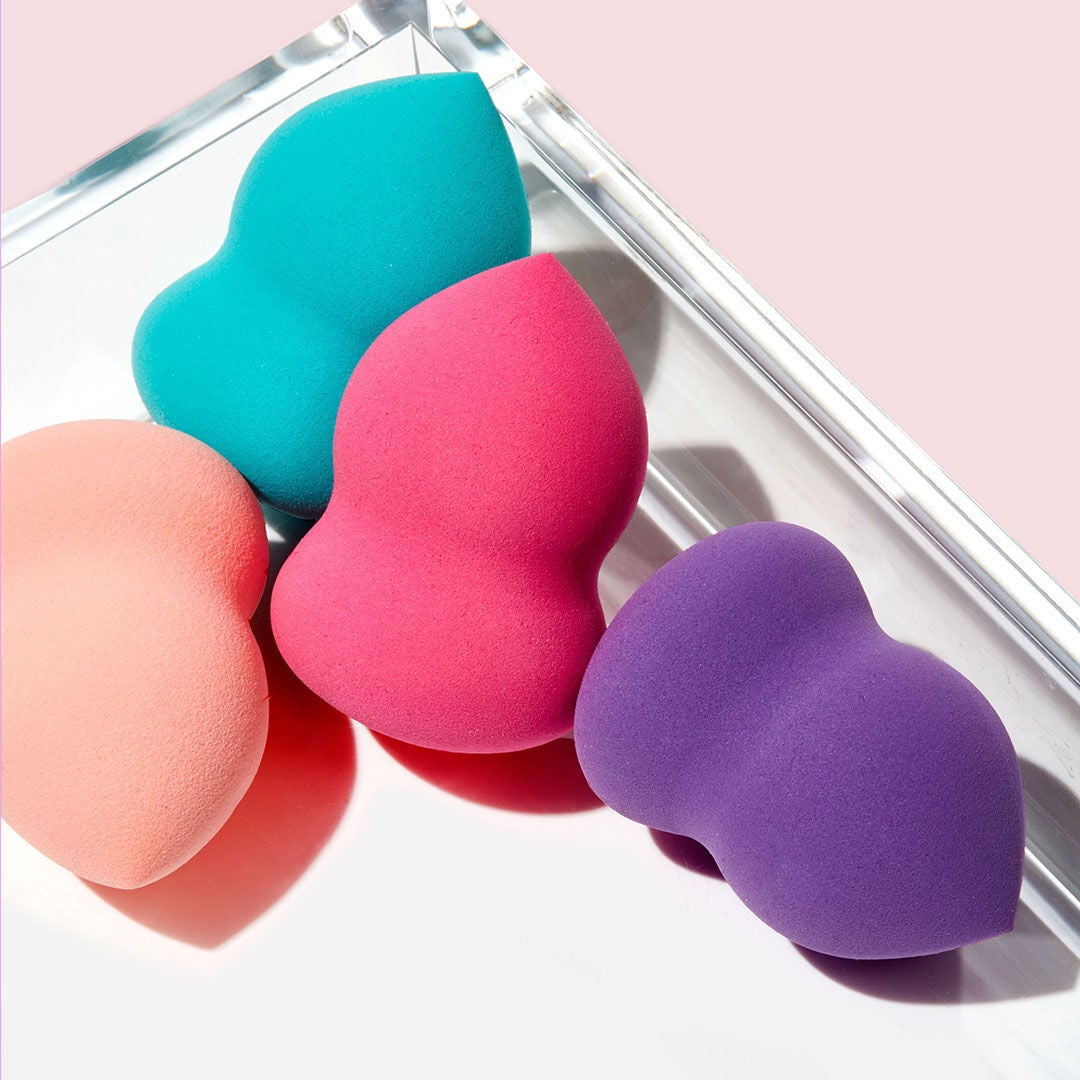 blending-sponge-peach-r4 0619_SocialIGF_Sponges4.jpg
