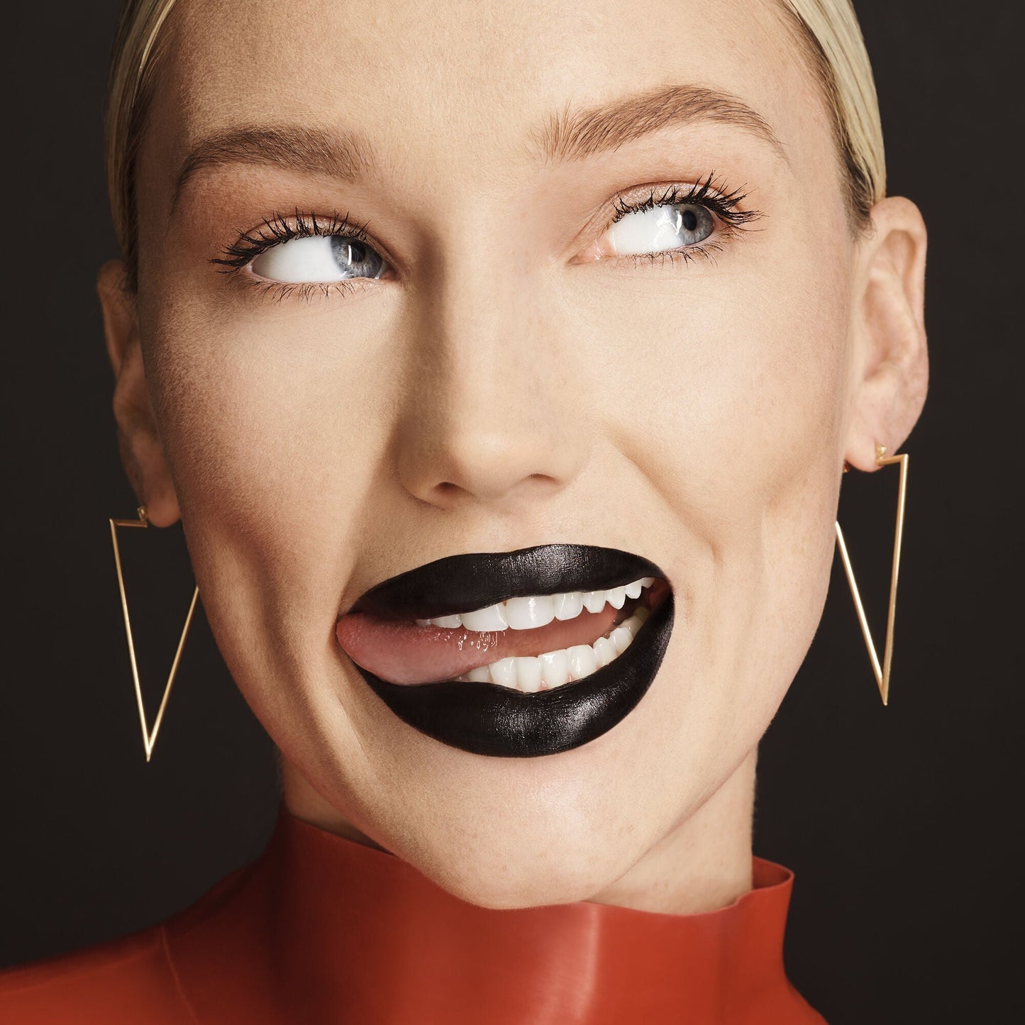o-face-satin-lipstick-m9 071222_MD_Look4_0124_FINAL_RGB_IGF.jpg