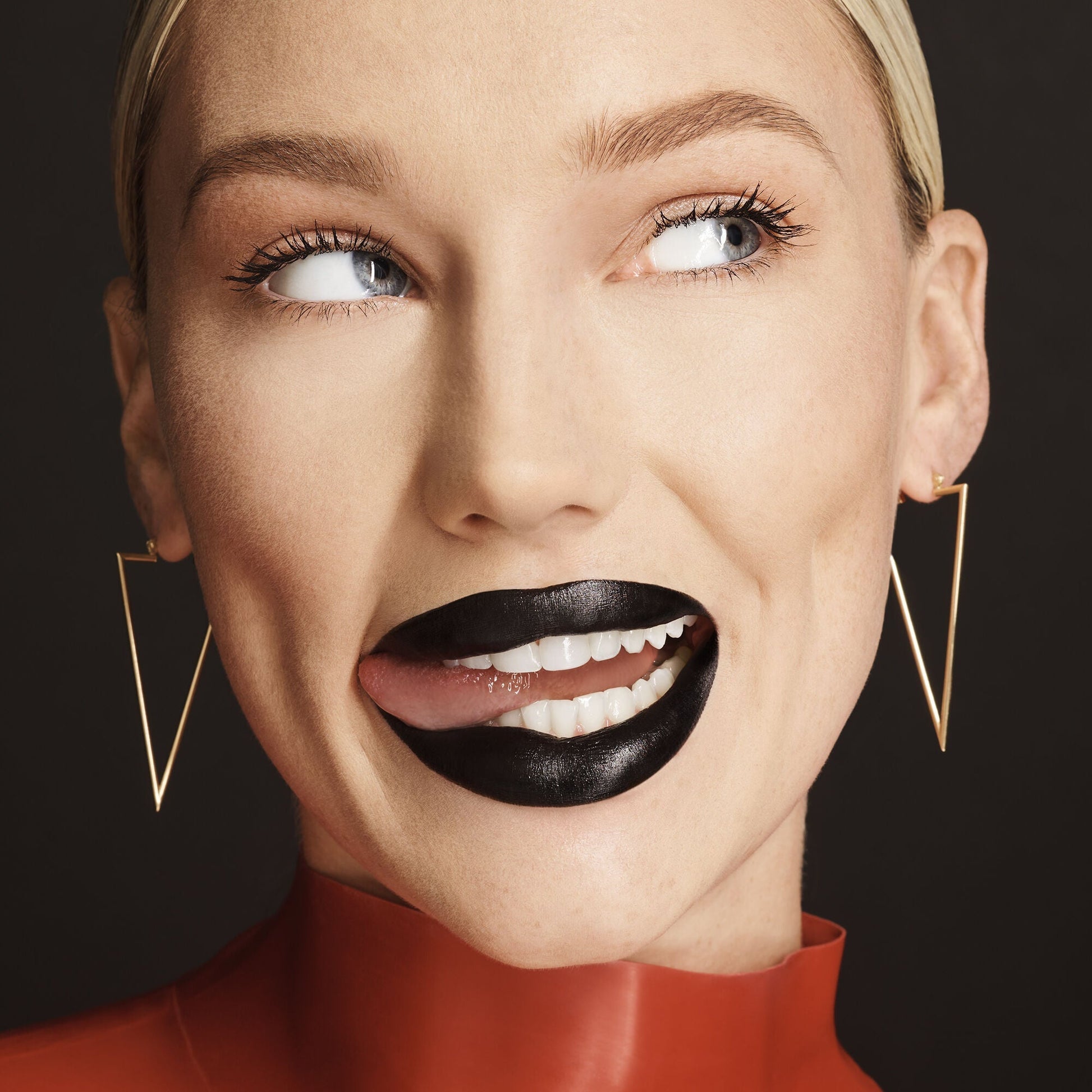 o-face-satin-lipstick-m9 071222_MD_Look4_0124_FINAL_RGB_IGF.jpg