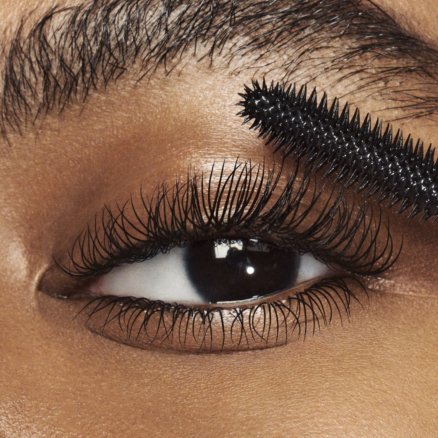 lash-it-loud-mascara-e0 09292020_Ashley_LashLip_065_v4b_IGF.jpg