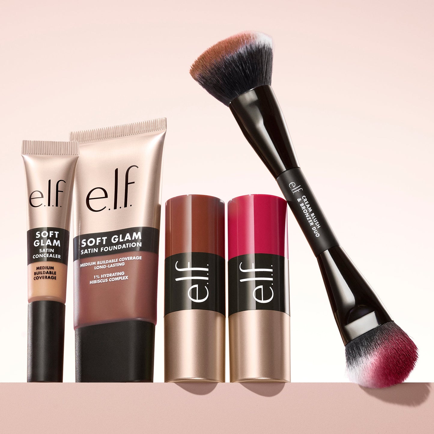 soft-glam-cream-bronzer-f0 100225_SoftGlam_Family_0599_MAIN_CLEAN_FOCUS_01_w3QC_RGB_f3dcb263-f98f-4d5c-ab4c-e8d60f7f76c9.jpg