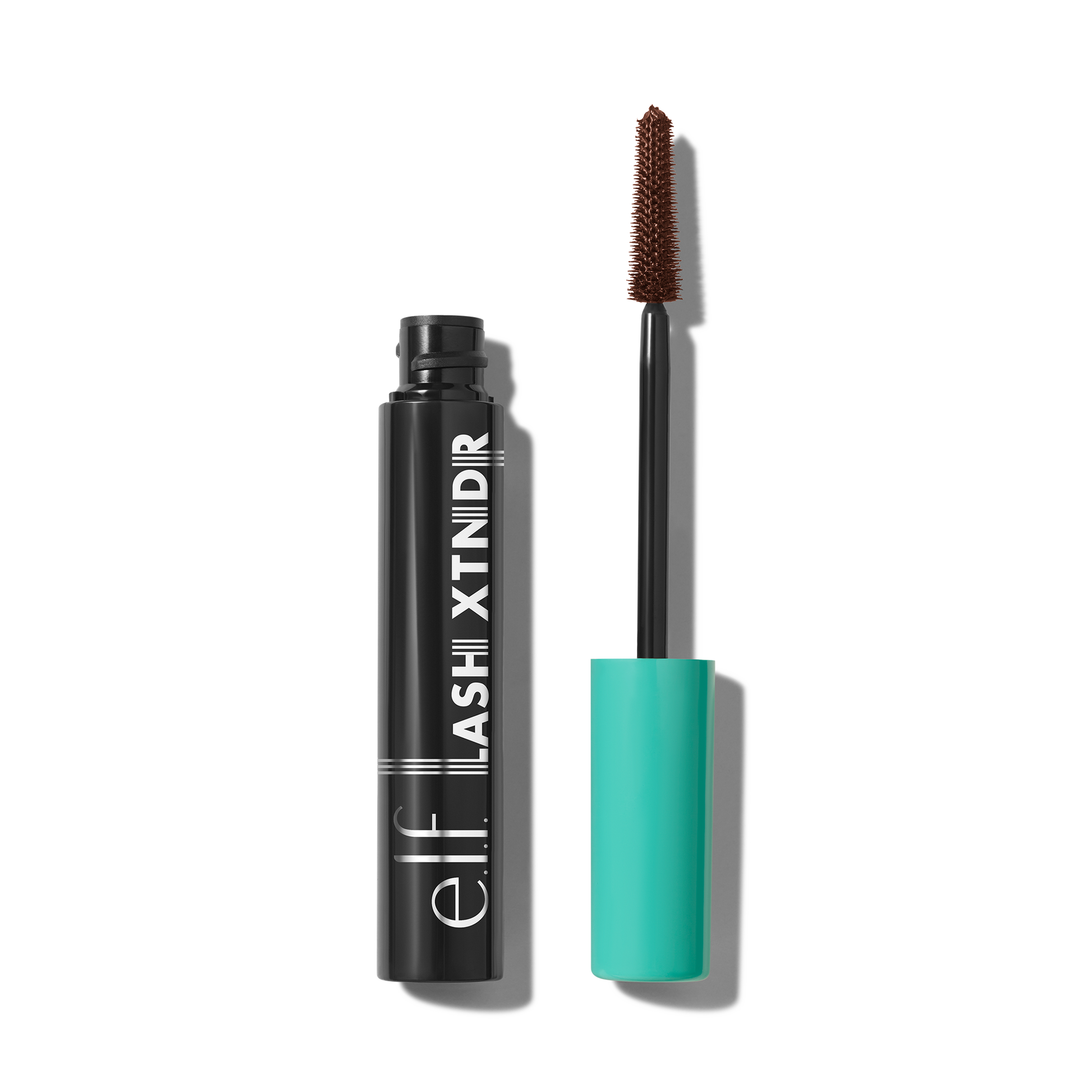 lash-xtndr-mascara-q0 81589_Open_B_0005_Product_Master_V4_R.png