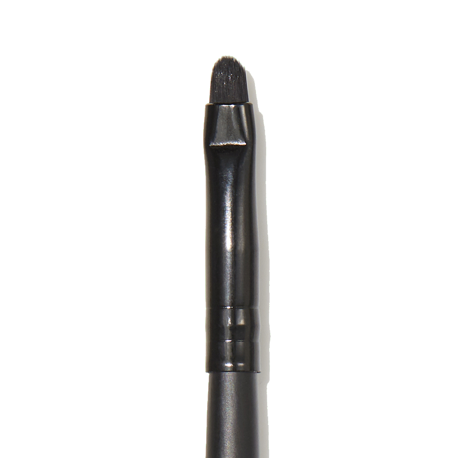small-smudge-brush-q1 84001_SmallSmudgeBrush_2.png