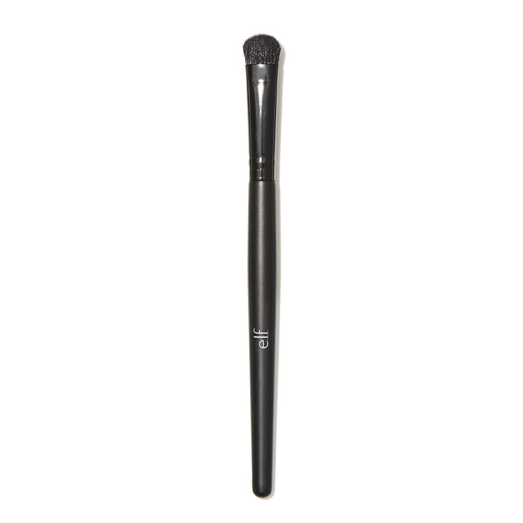 eyeshadow-c-brush-o2 84008_EyeshadowCBrush_v1wA.jpg