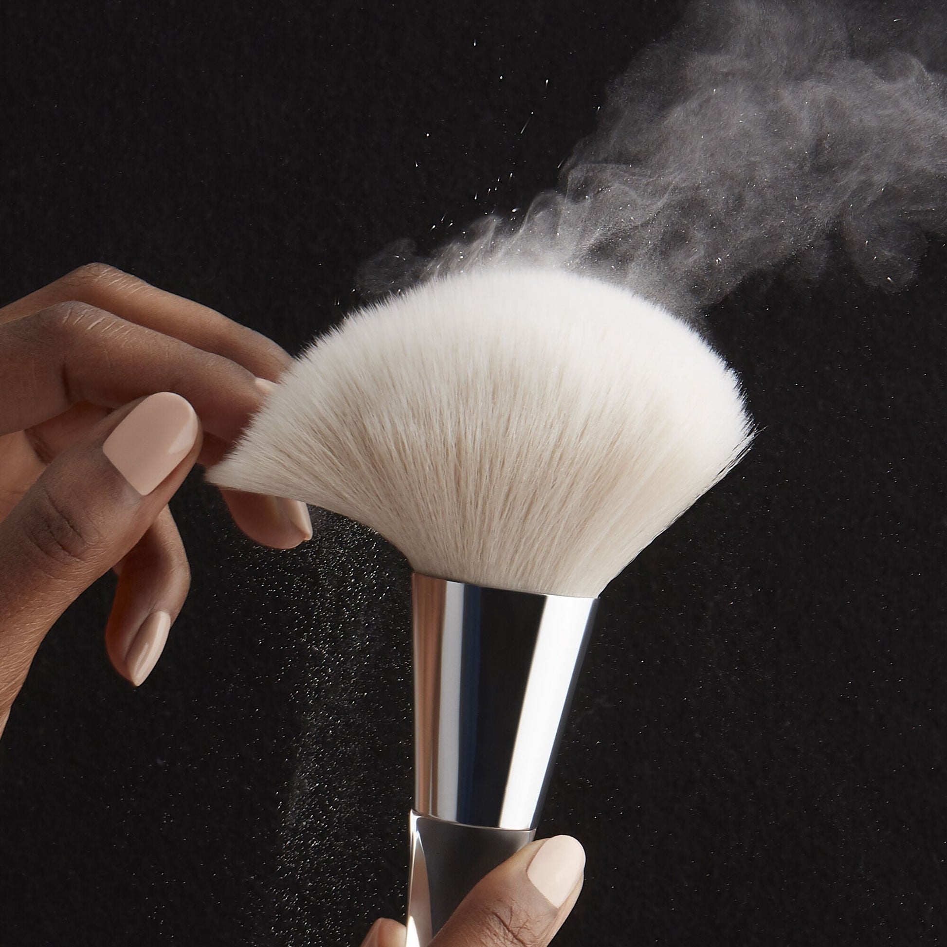 precision-powder-brush-n3 85307_PrecisionPowderBrush_V2_133.jpg