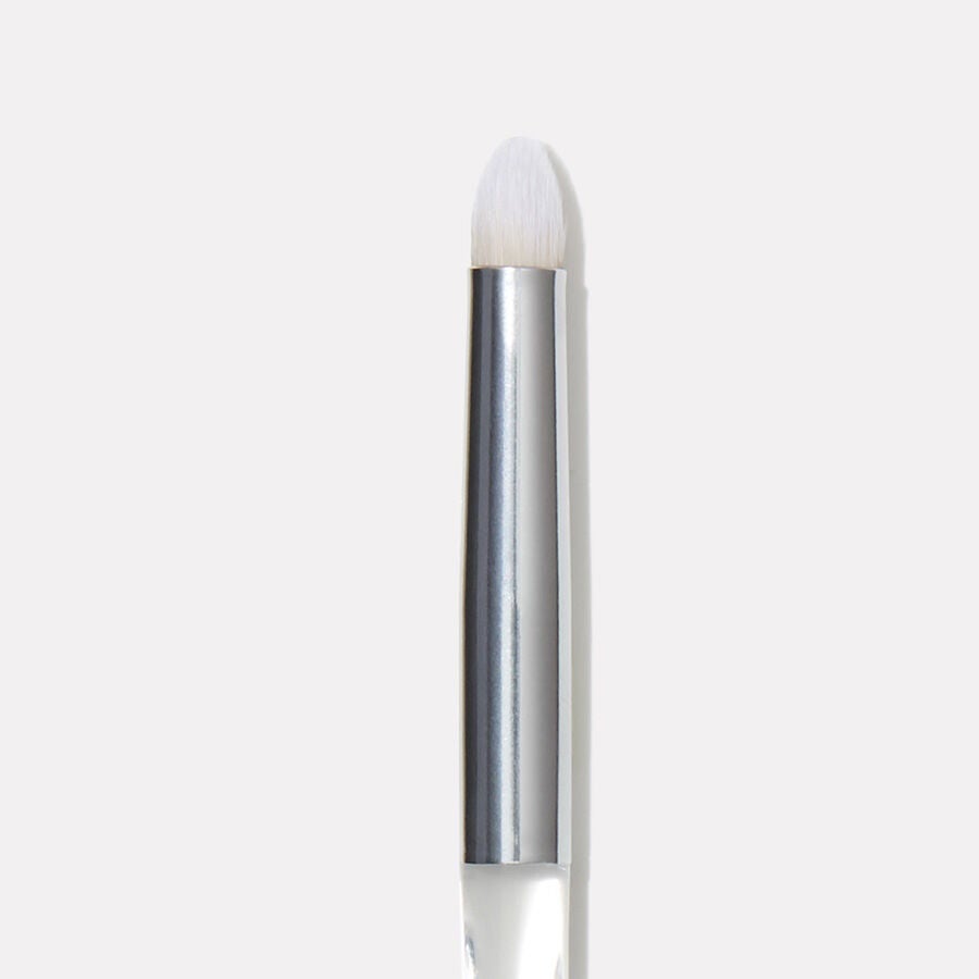 precision-smudge-brush-x0 85311_BeautifullyPreciseSmudgeBrush_2.jpg